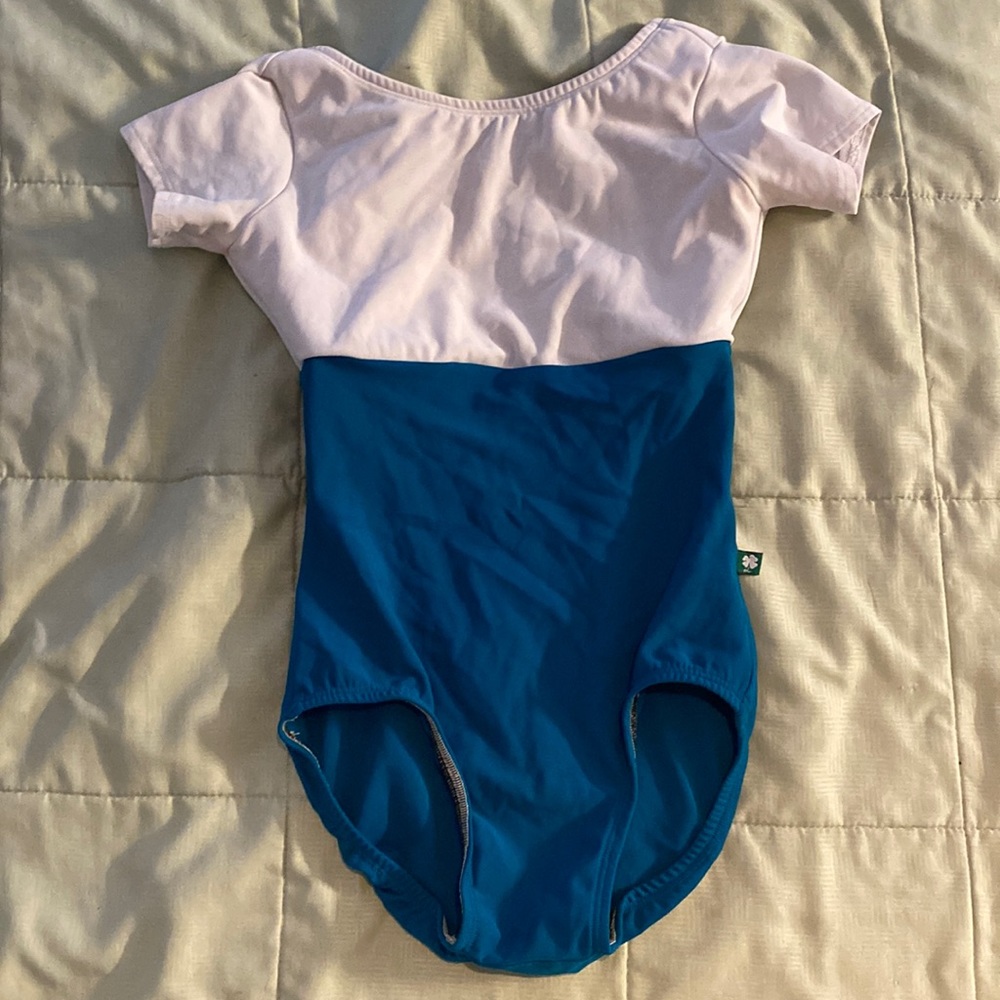 Lucky leo leotard